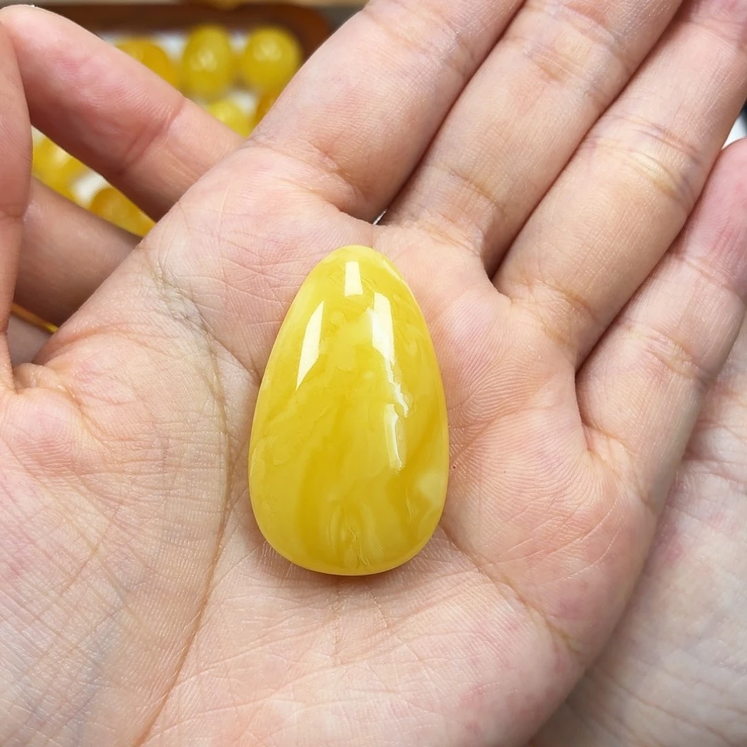 未镶嵌颈饰蜜蜡浓蜡妖花水滴
