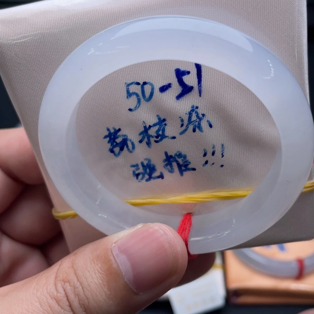 翡翠未镶嵌手镯翡翠手镯