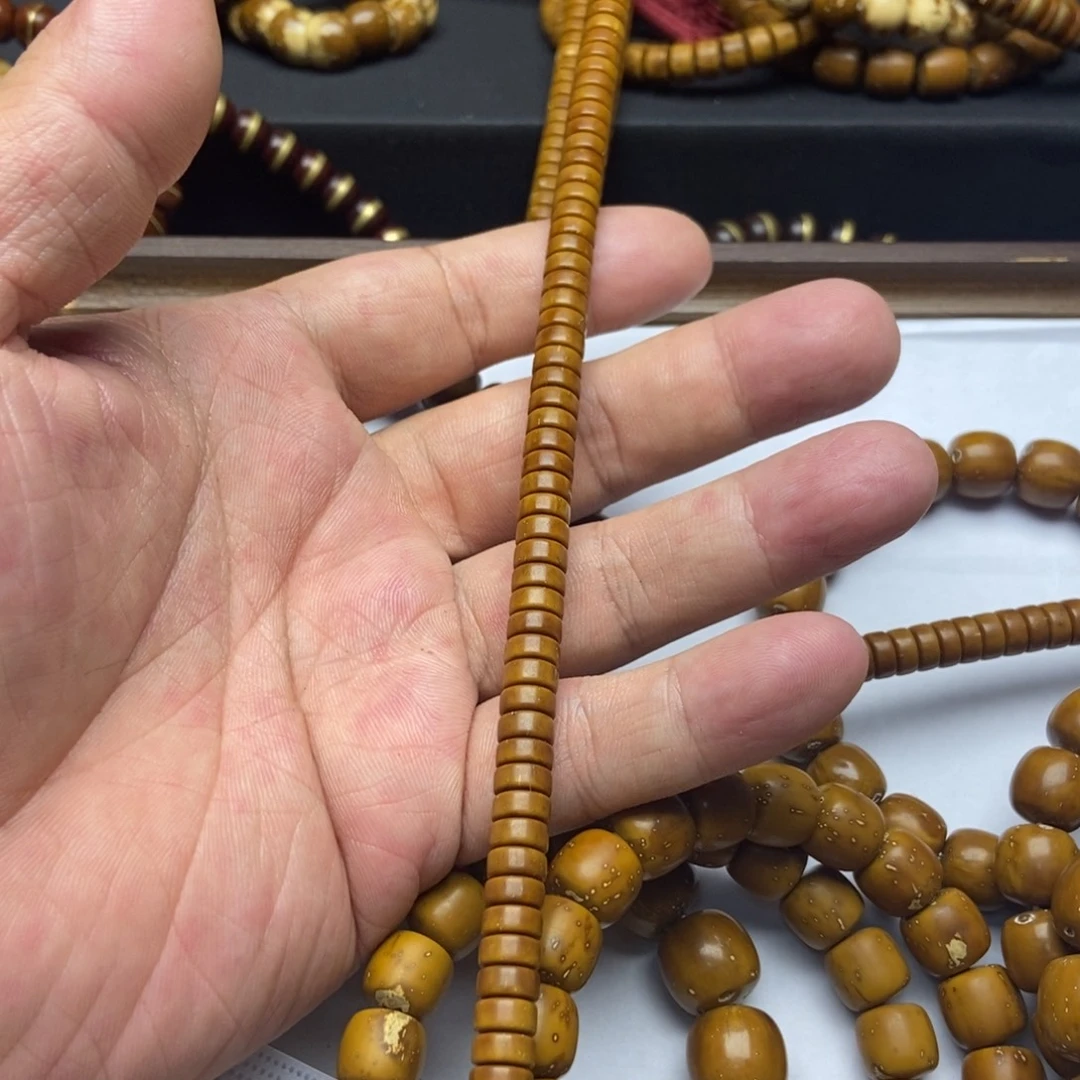 卡***客紫金鼠手串药片7.2×3.5