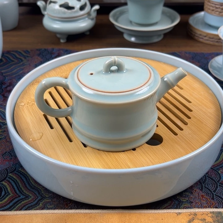 瓷摆件仿古釉釉水竹节壶
