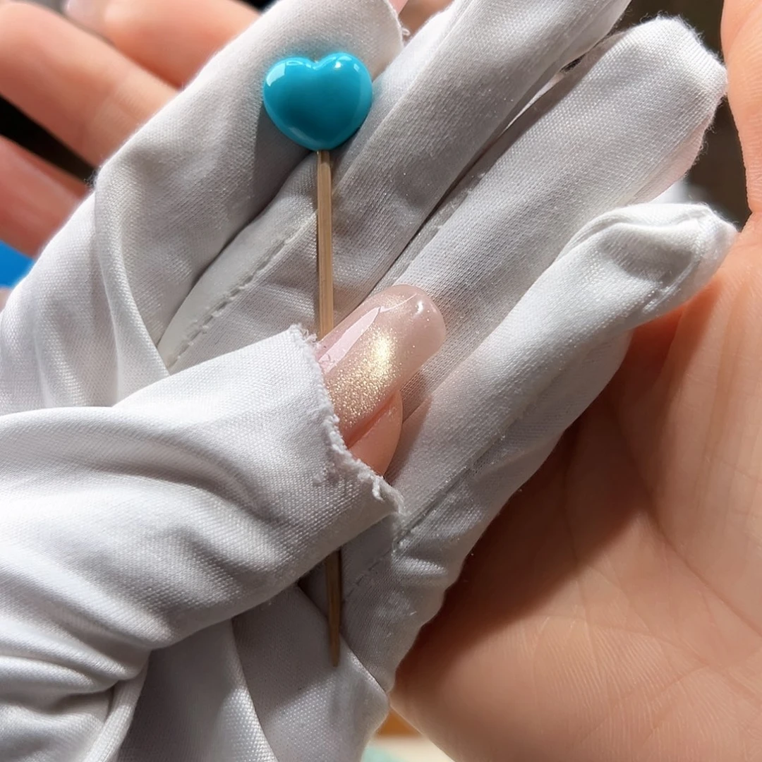 绿松石未镶嵌16玉化爱心屁桃放漏卡12+