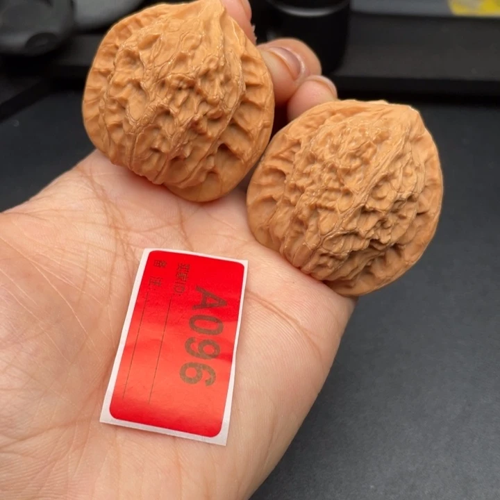 吊坠文玩核桃核桃