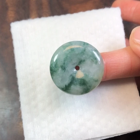 翡翠未镶嵌颈饰缅甸A货，每天下午1点半开播