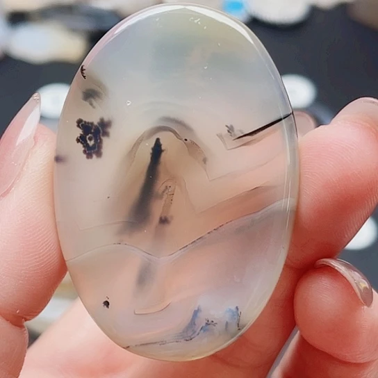 未镶嵌玛瑙/玉髓珠宝奇石