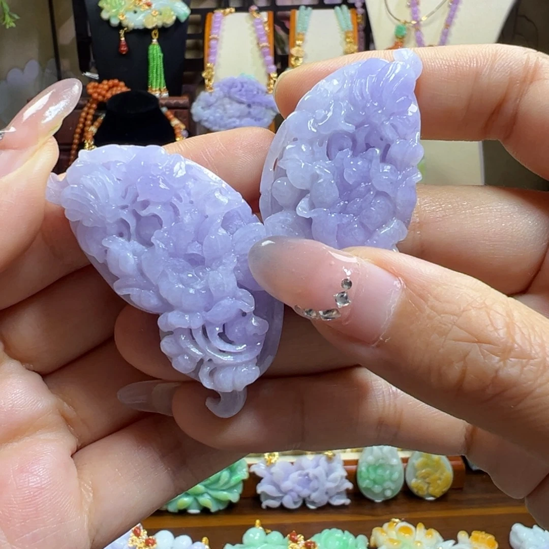 翡翠未镶嵌毛衣链紫蝴蝶