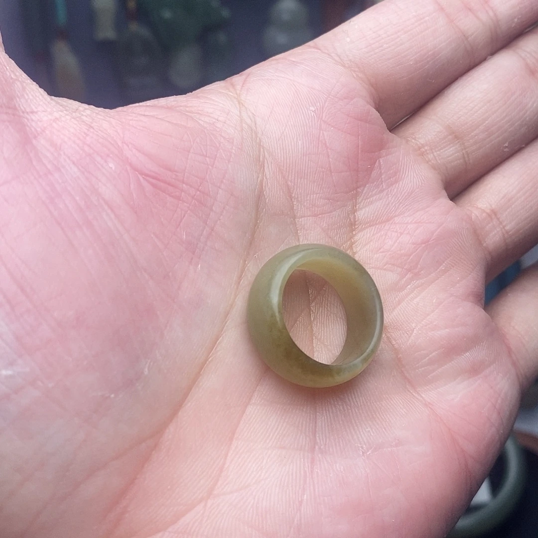 和田玉未镶嵌颈饰圈口17.2