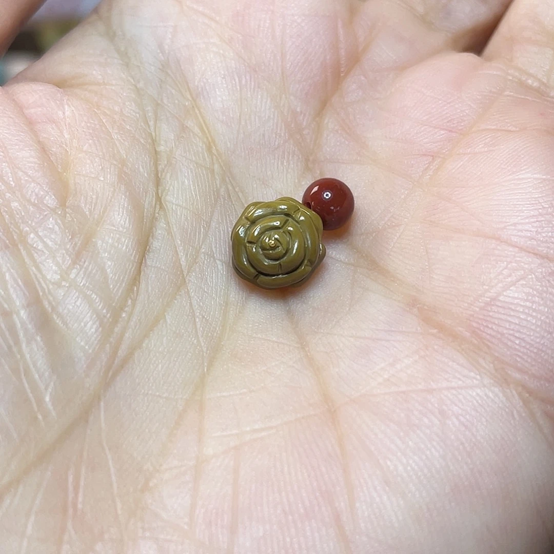 南红玛瑙未镶嵌配饰