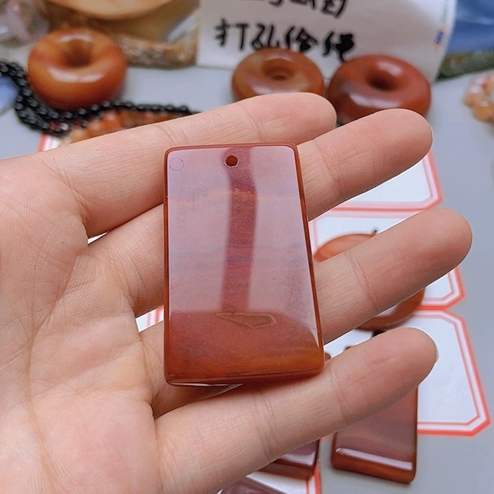 【闪购商品】玛瑙/玉髓未镶嵌珠宝半成品沉****疲