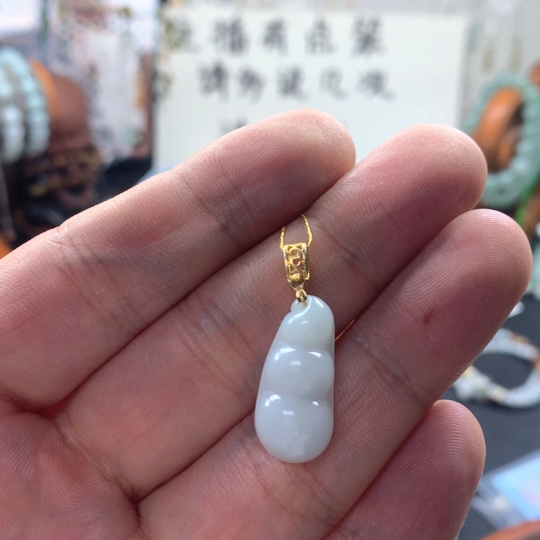 颈饰银S925镶嵌翡翠