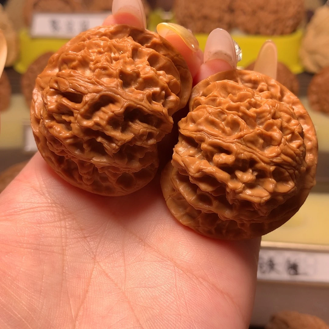 寒***殇吊坠文玩核桃苹果园46