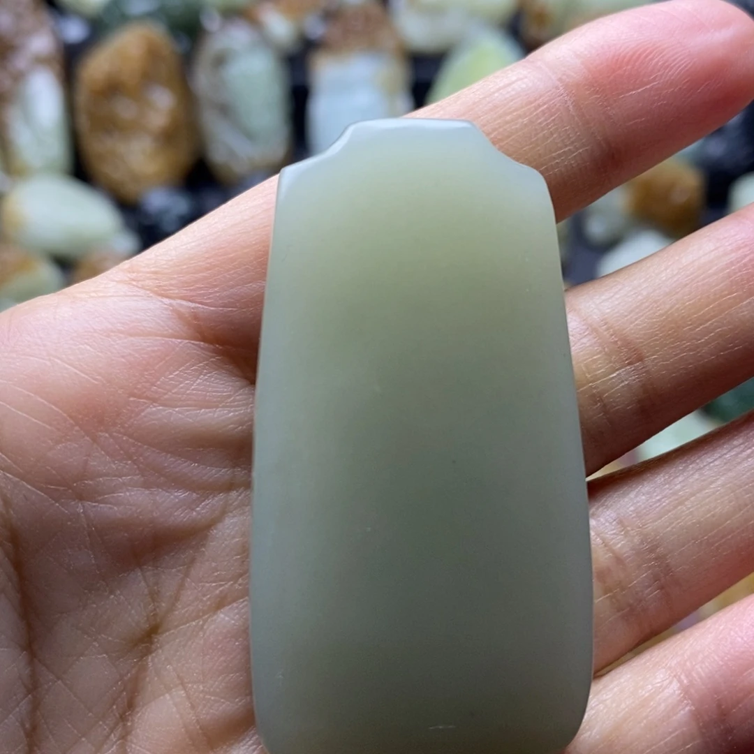 吊坠(不含链)未镶嵌和田玉（糖玉）