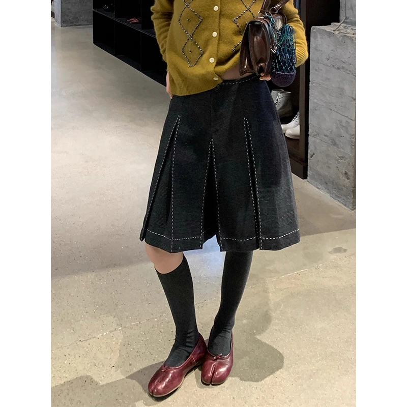 学院风黑灰色手工明线立体褶毛呢裙裤女秋冬季高腰对格拼接五分裤