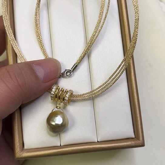 颈饰未镶嵌海水珍珠