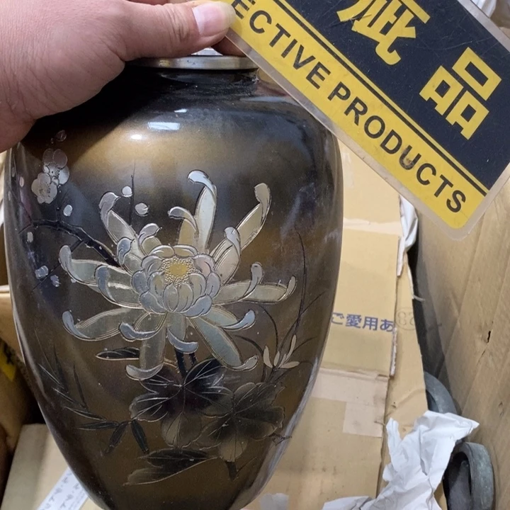 中古品有微瑕,谨慎入手