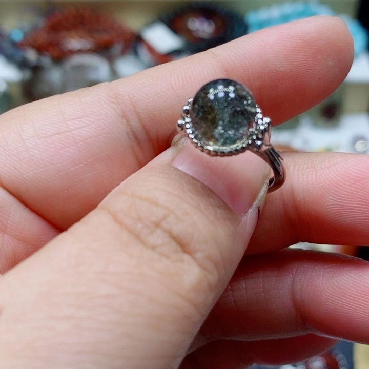 未镶嵌颈饰水晶水晶