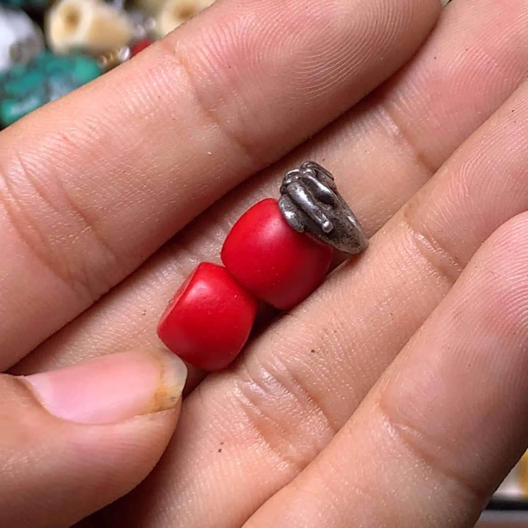 琉璃颈饰藏传小元素