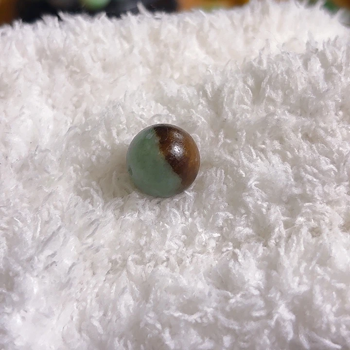 拖***人颈饰未镶嵌翡翠买断