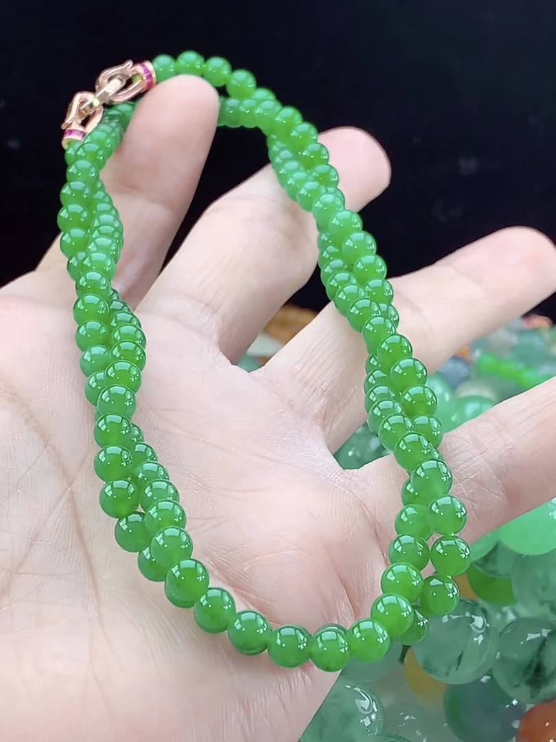 缅甸天然A货翡翠珠链 冰满色阳绿项链 卡5+