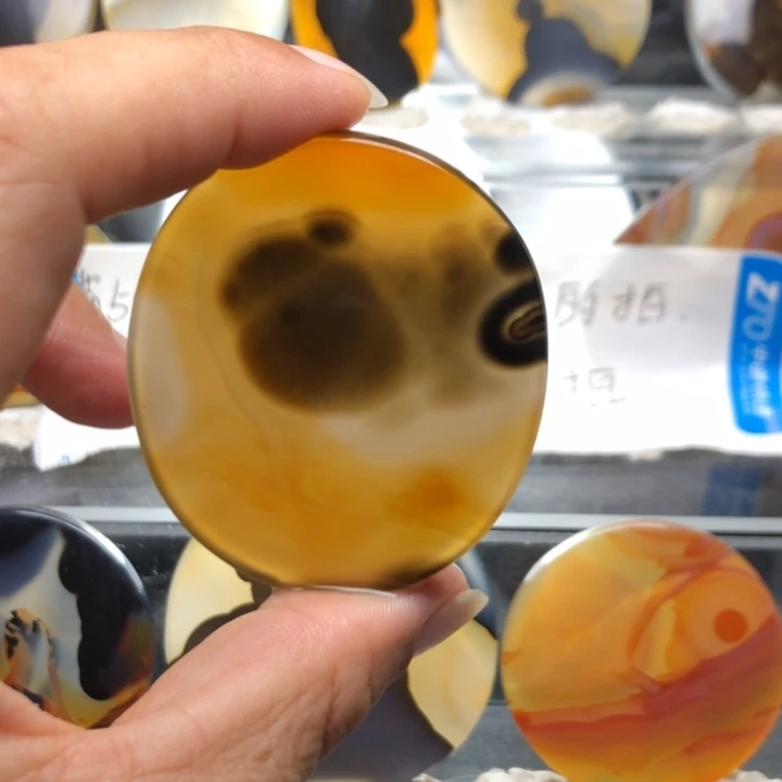 合金玛瑙/玉髓珠宝奇石86