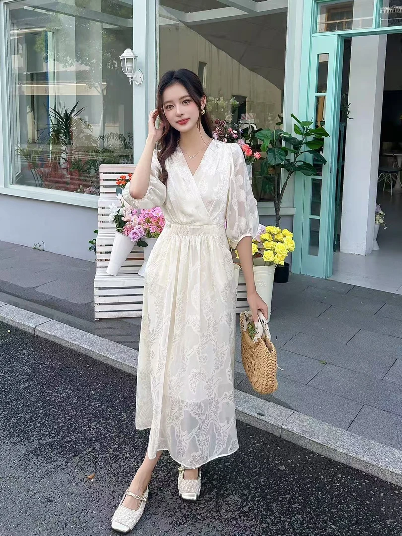 新款爆款设计感印花气质百搭时尚显瘦高贵连衣裙2508墨