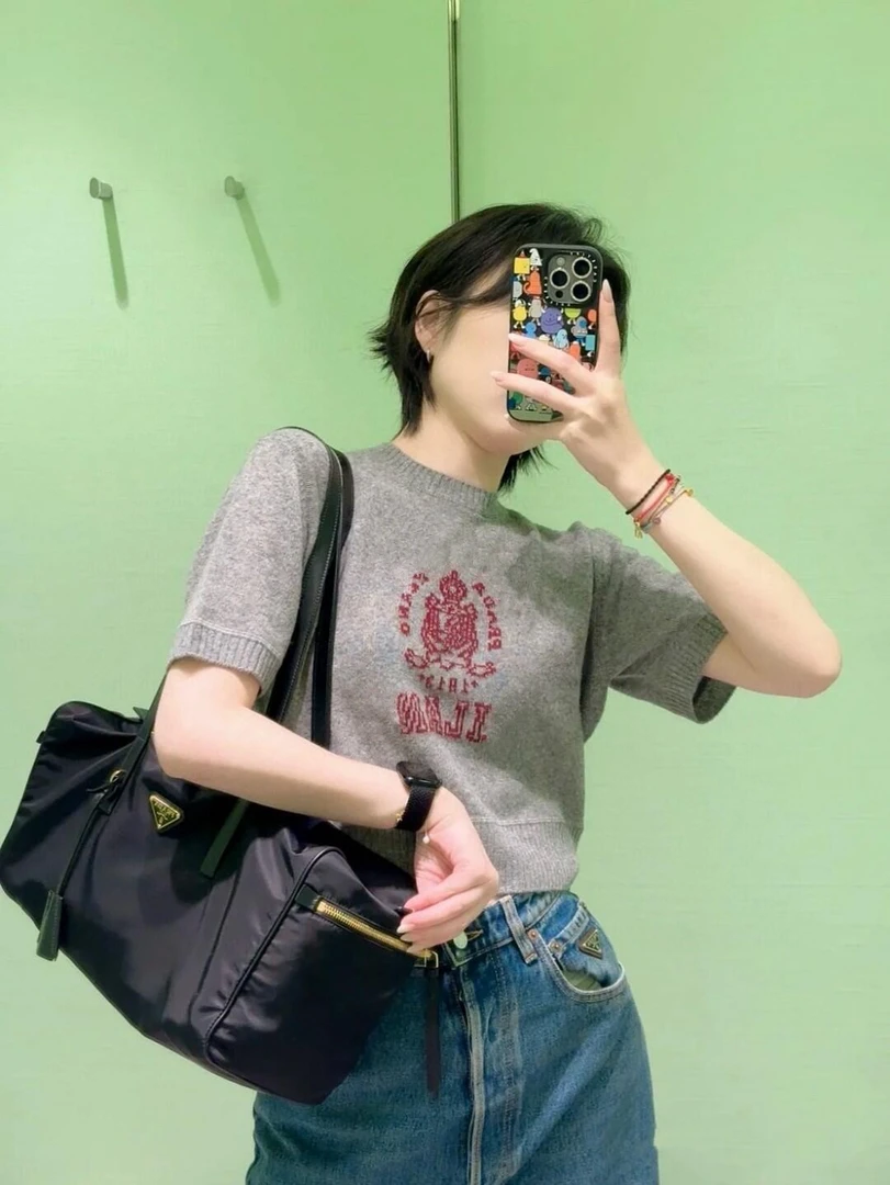 ICCLEK 灰色圆领短袖针织 套头 气质 轻奢  -7040