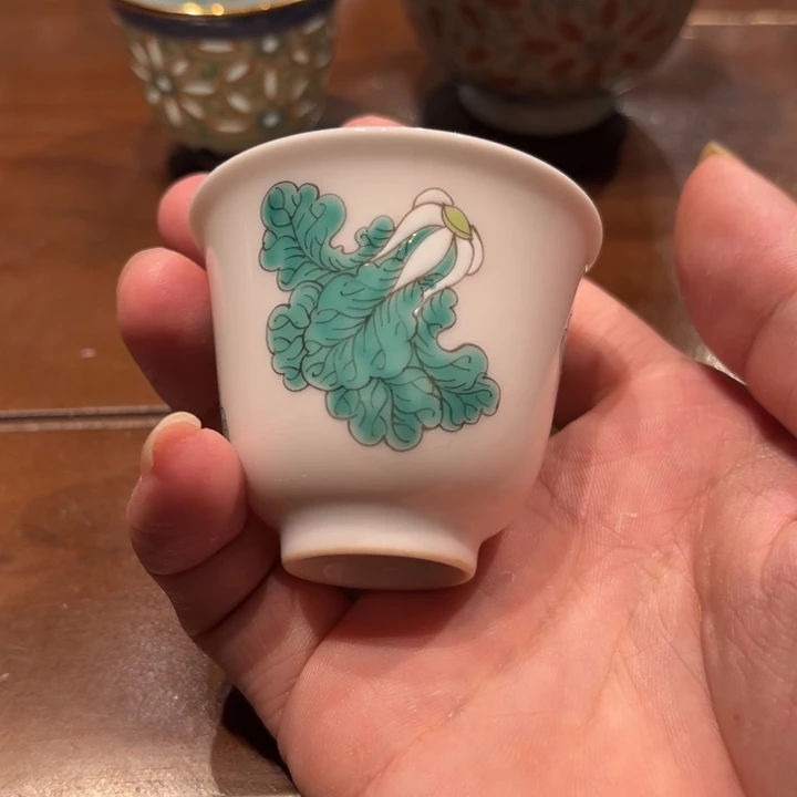 景德镇高温陶瓷杯在*待