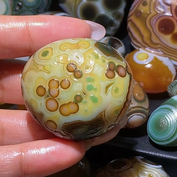 玛瑙/玉髓未镶嵌珠宝奇石21