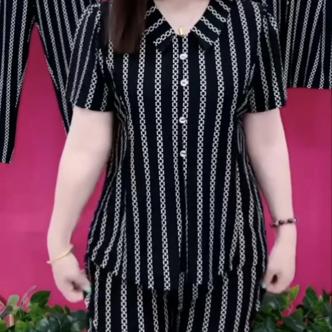 中老年妈妈条纹夏季新款短袖套装宽松休闲上衣时尚洋气裤子两件套