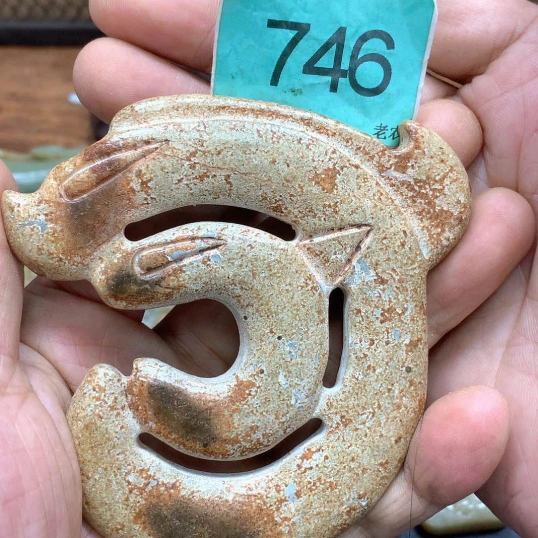 未镶嵌和田玉挂件