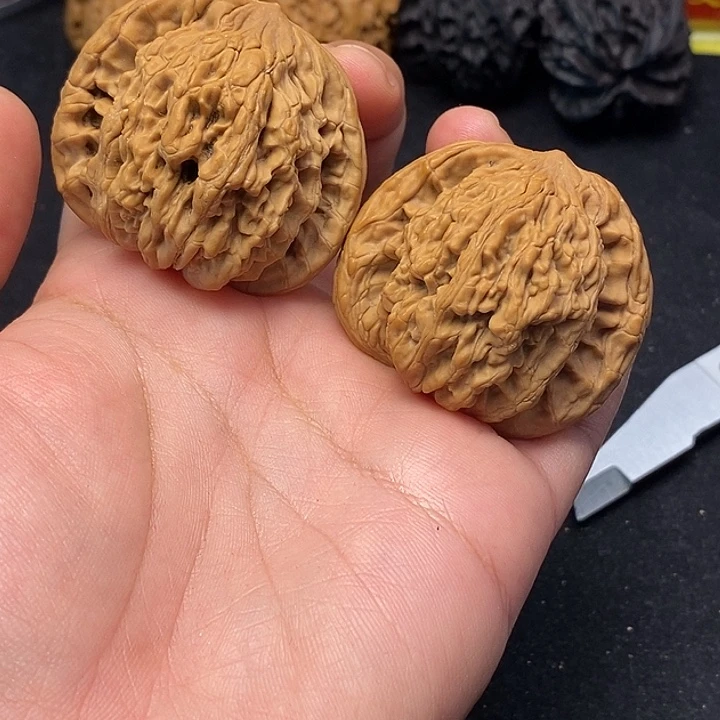 吊坠龙脊菩提麦虎