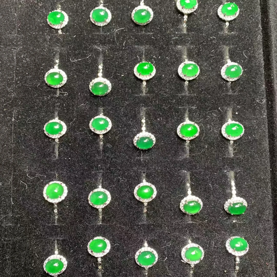 【现场收货】天然翡翠戒指 多样性发货发一件 4376/01