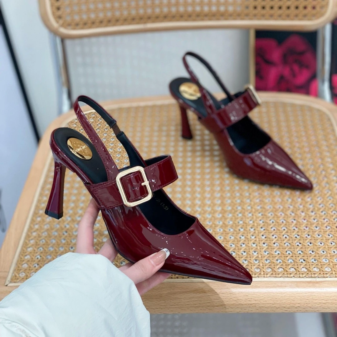 漆皮尖头包头法式凉鞋高跟鞋女2025夏季复古新款时尚百搭单鞋子女