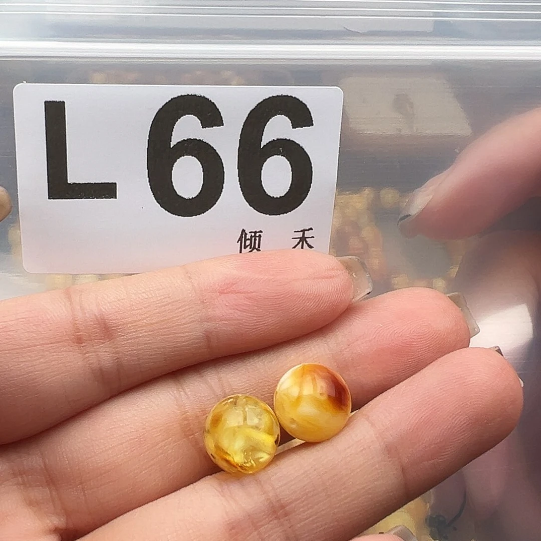 未镶嵌琥珀裸石10