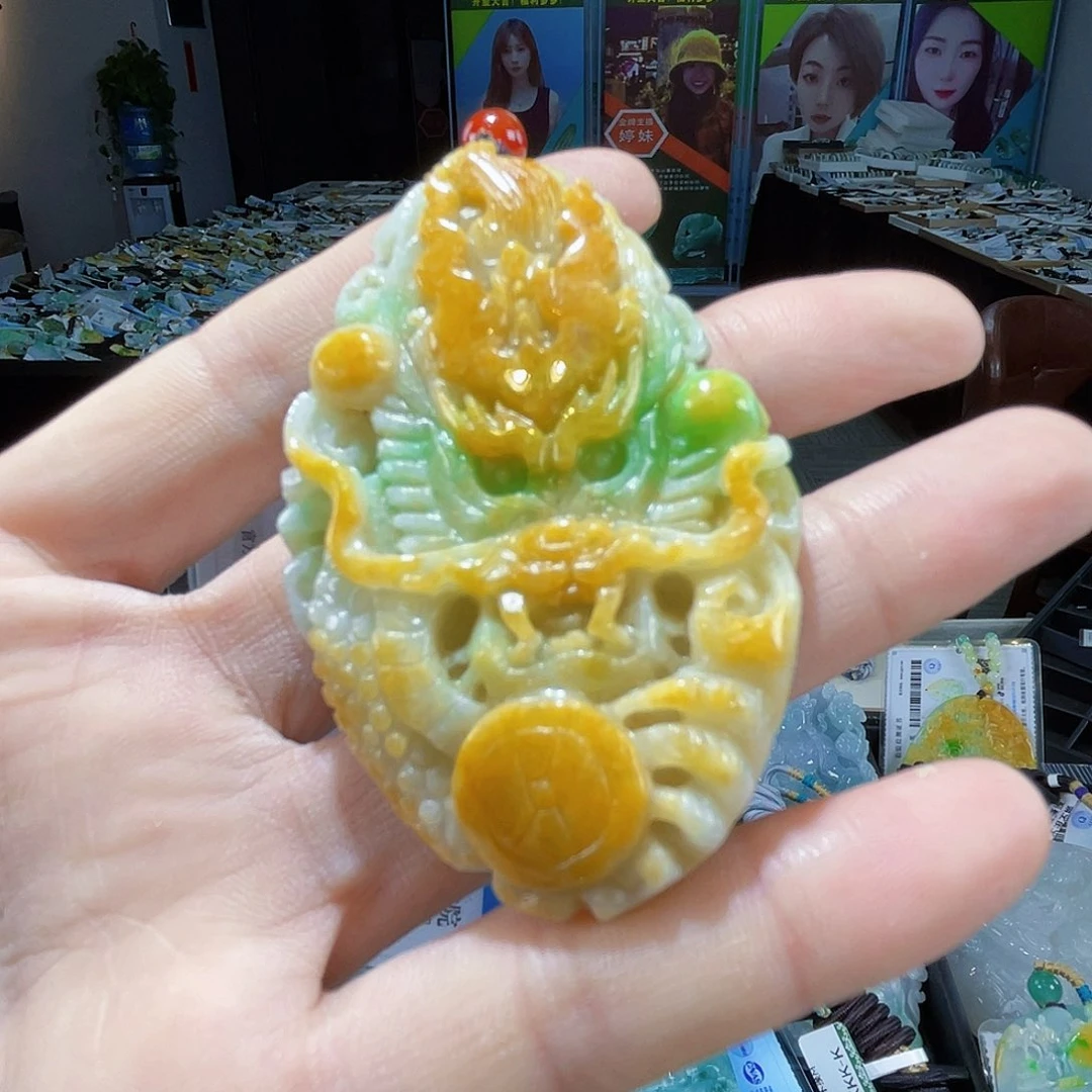 颈饰未镶嵌翡翠一