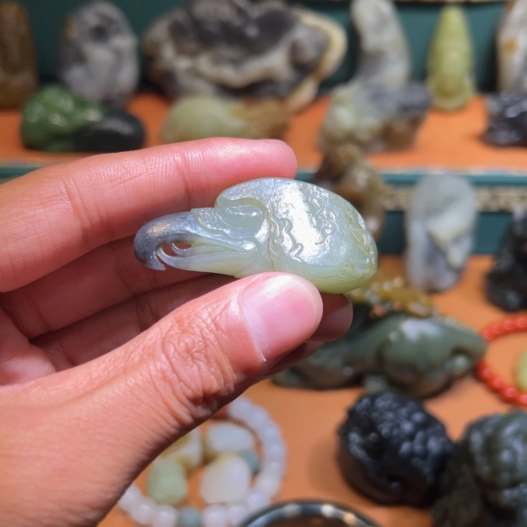 和田玉未镶嵌挂件