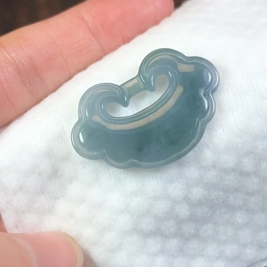 翡翠未镶嵌颈饰缅甸A货，每天下午1点半开播