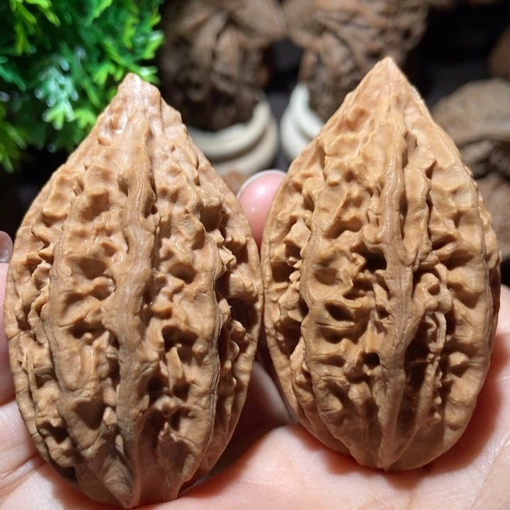 把件文玩核桃东北楸子小雪24