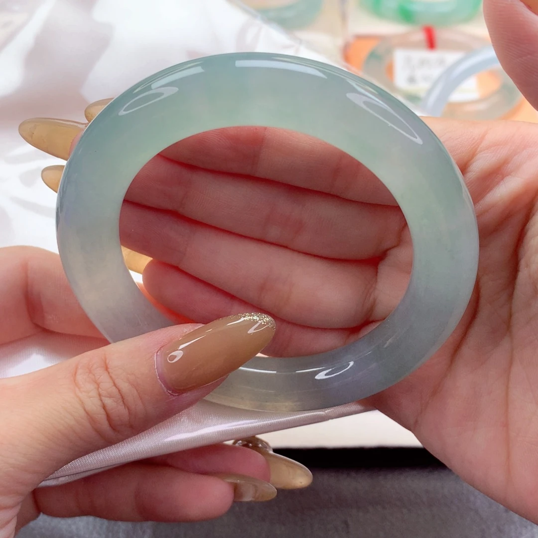 未镶嵌手镯翡翠9939碧水东流 水嘟嘟0瑕疵