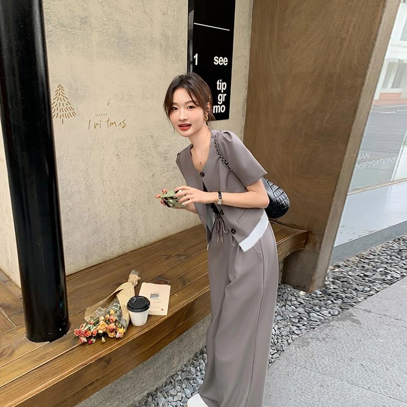 法芬图灰色休闲阔腿裤套装女夏季2025新款气质短袖上衣长裤两件套