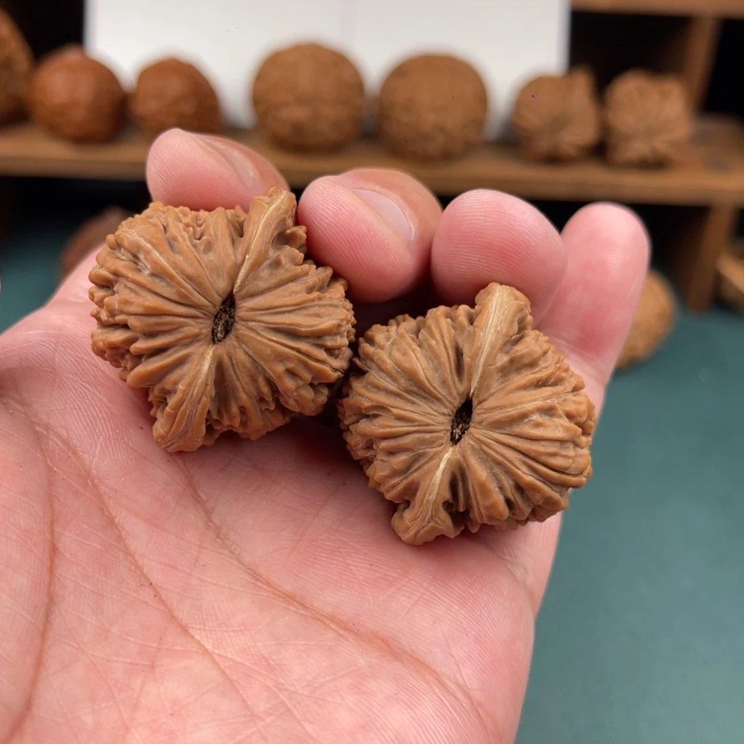 谢****心文玩核桃平谷四座楼35/35.5