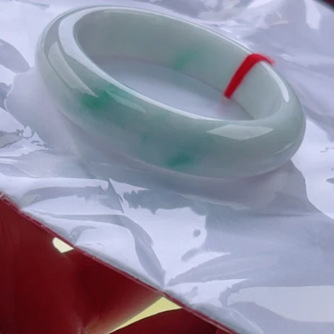翡翠未镶嵌手镯53.5无大纹裂48小时鉴赏微白棉