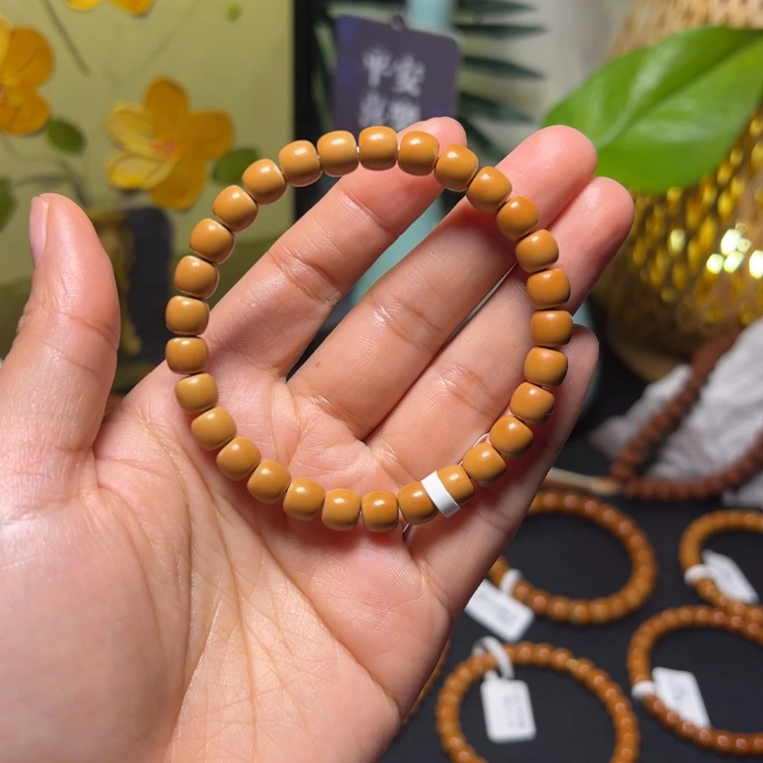 手串橄榄核老挝核尖单圈三花无白7.5尺寸