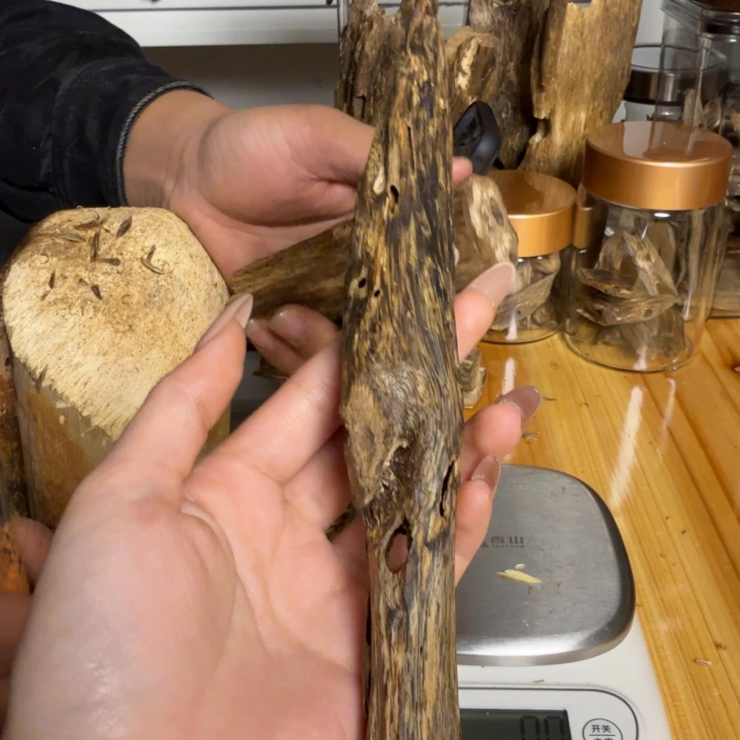 沉香张勺子虫漏香30克