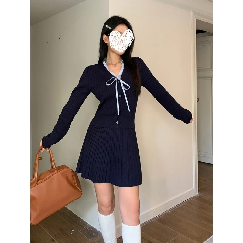 时尚穿搭套装女秋冬减龄韩系两件套 V领针织开衫上衣+半身裙裙子