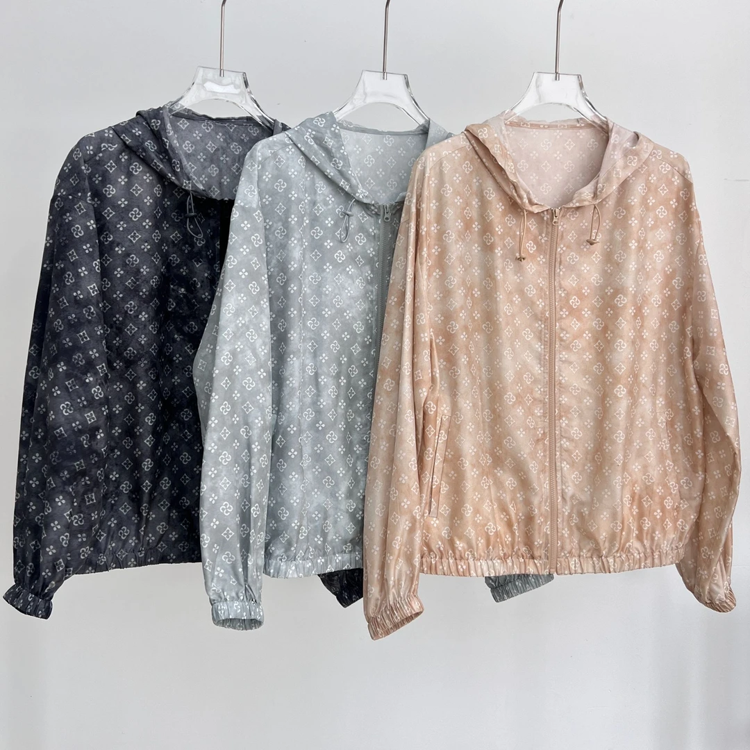 中国丝绸 百百桑蚕丝高街老花时尚运动休闲宽松连帽上衣 H951028