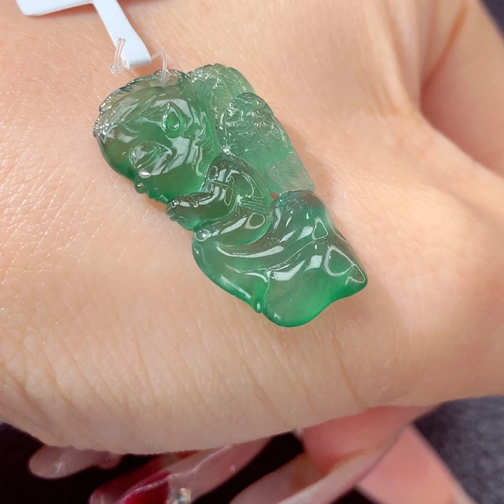 定制翡翠未镶嵌翡翠