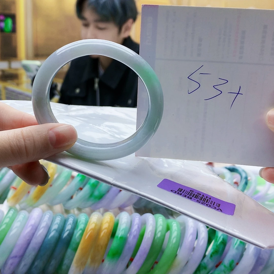 翡翠未镶嵌手镯hhj