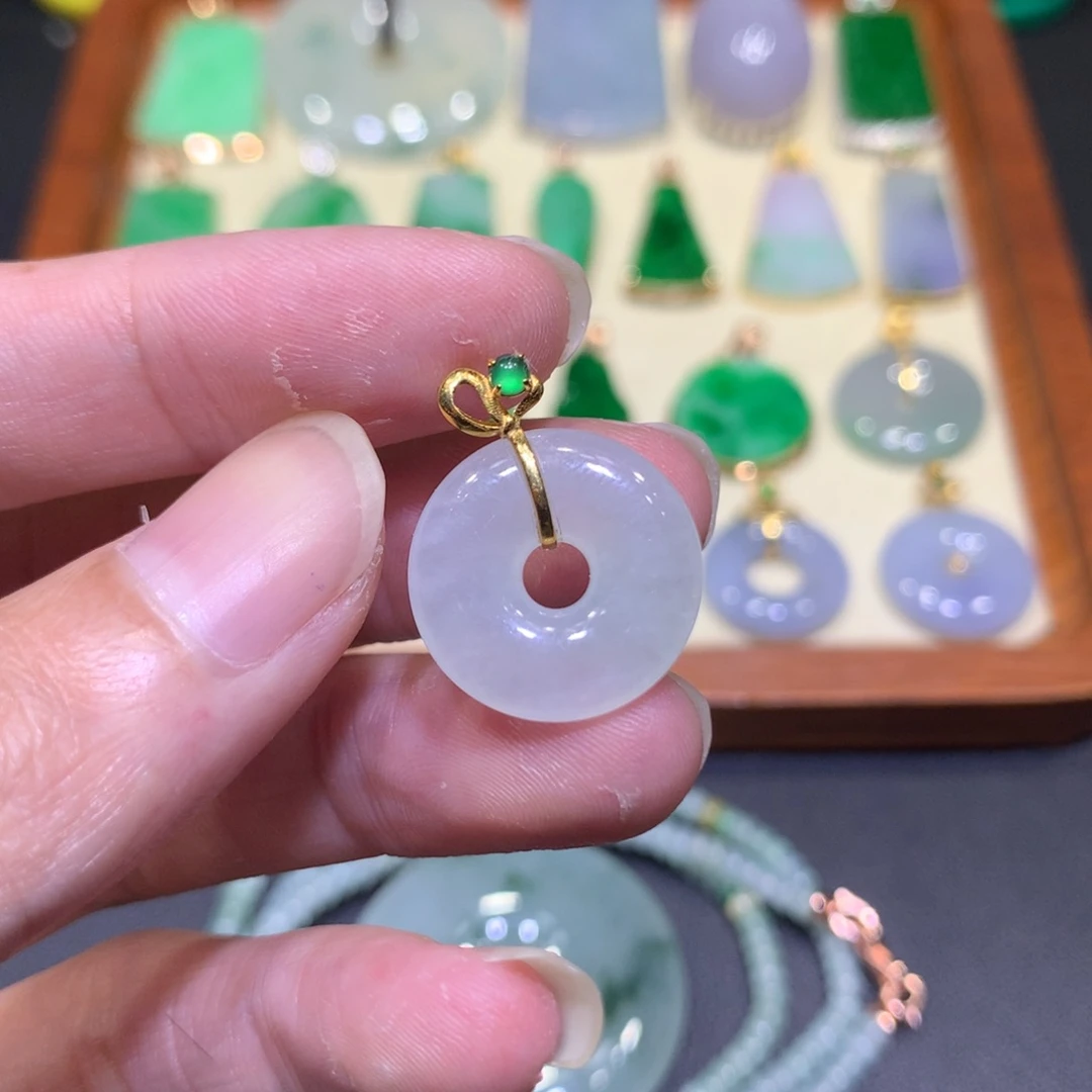 翡翠18K金镶嵌吊坠(不含链)