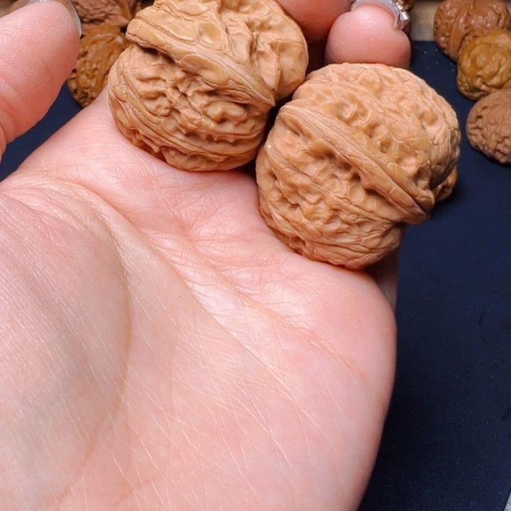 文玩核桃吊坠元宝37