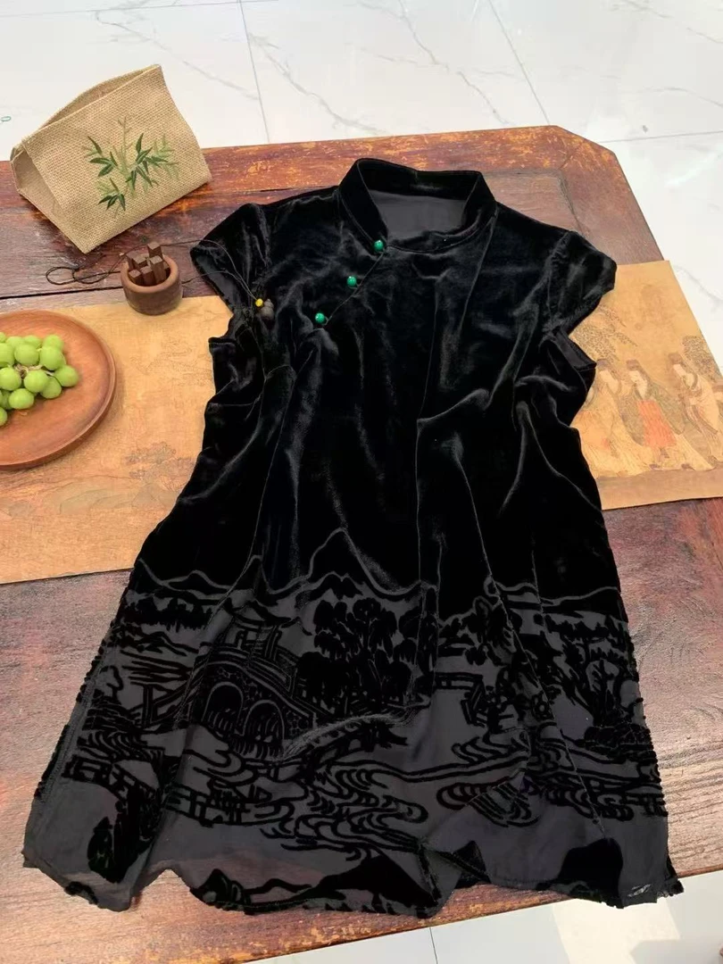 谢美丽-精选中长款正肩山水丝绒上衣衬衫新中式